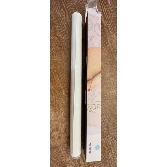 Martha Stewart Collection Silicone Pastry Mat Macy's Exclusive Sold Out - Picture 3 of 8